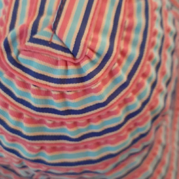 Summer hat - Picture 3 of 3